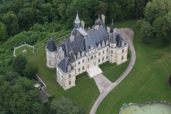 Exclusive Champagne Experience: Hautvillers, Château and Tastings