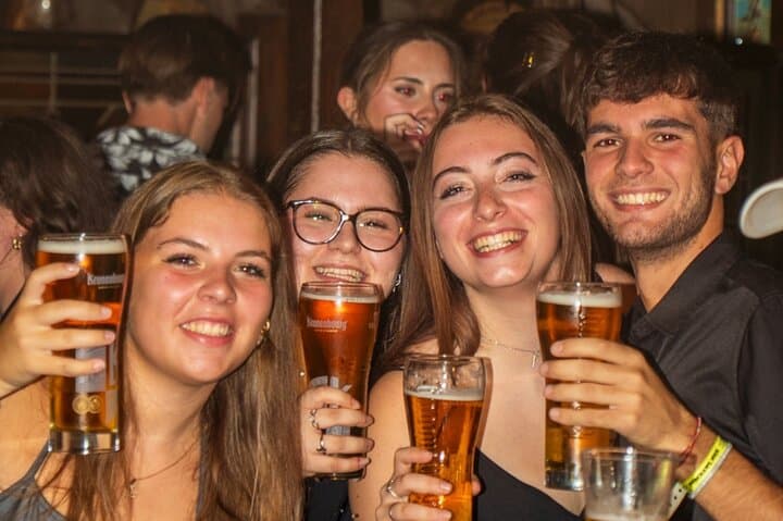 Nice:#1 Pub Crawl – 5 Free Shots, Bar Games & Nightclub Entry