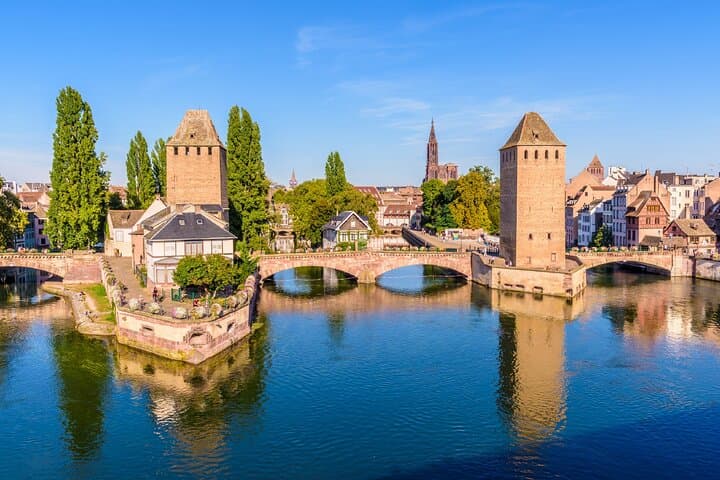 Covered Bridges and Little France: The picturesque neighborhood over the river.