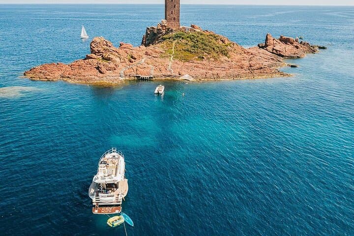 Cannes All inclusive Private Yacht with Gourmet Artisanal Lunch