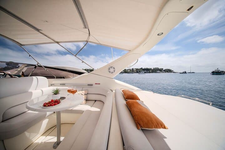 Cannes All inclusive Private Yacht with Gourmet Artisanal Lunch
