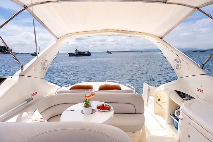 Cannes All inclusive Private Yacht with Gourmet Artisanal Lunch