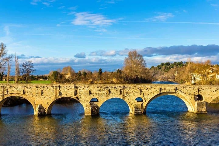 Hello Béziers: Private 2-Hour Intro City Walk with Local Guide