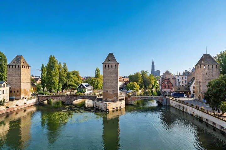 Hello Strasbourg: Private 2-Hour Intro City Walk with Local Guide