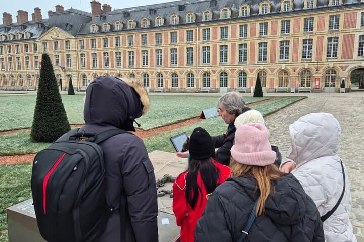 Fontainebleau Castle & Barbizon Half-Day Trip from Paris