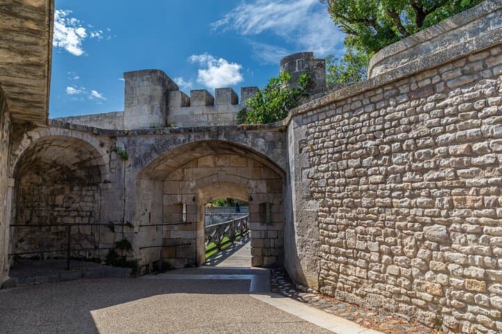 Royal Gate: One of the monumental gates of the ramparts, testifying to the city's past as a stronghold.