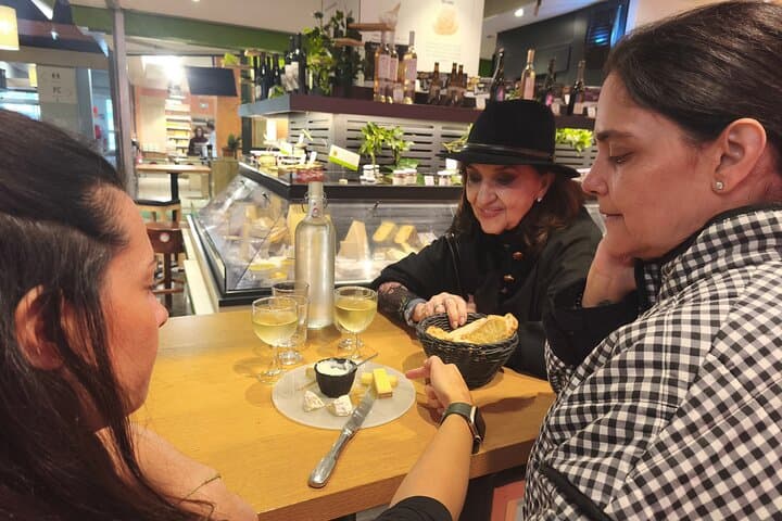 Food Tour Halles de Lyon Paul Bocuse Tastings