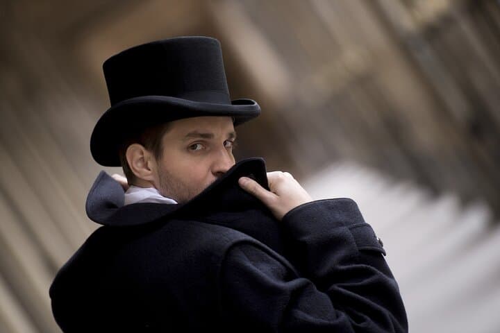 Palais Royal: French immersive survey tour