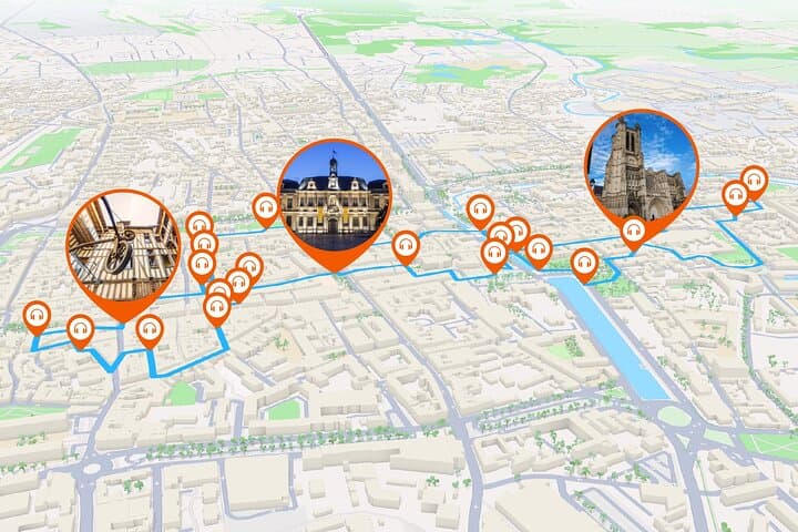 Full tour: A medieval immersion in the famous "Champagne Cap".