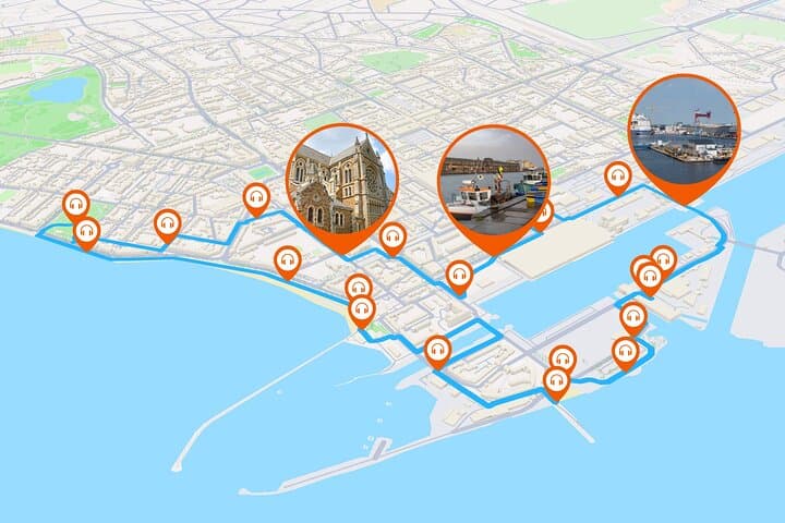 Full tour: A discovery between port, naval history and works of art.