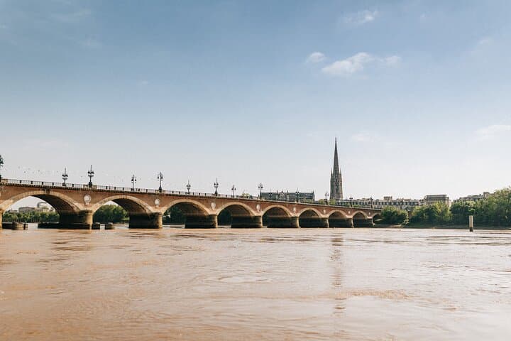 Guided cruise Bordeaux UNESCO