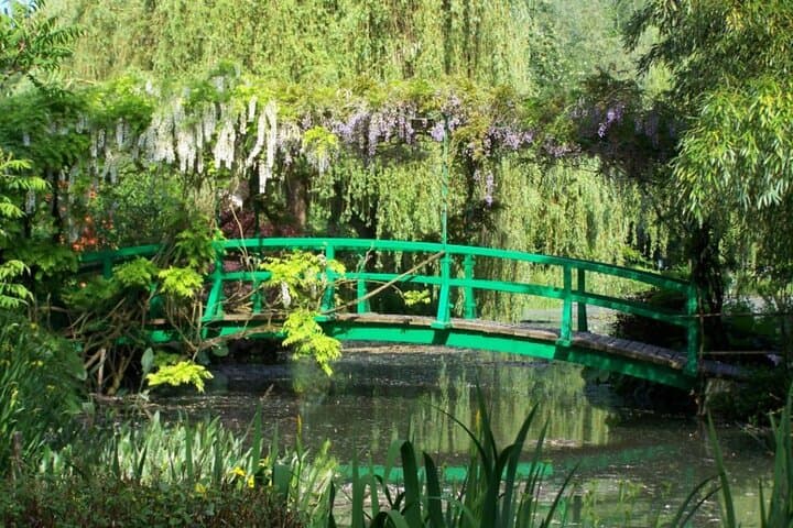 Giverny Half-Day Trip from Paris with Private Driver