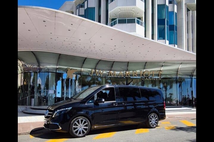 Private transfer from Nice Airport to Cannes