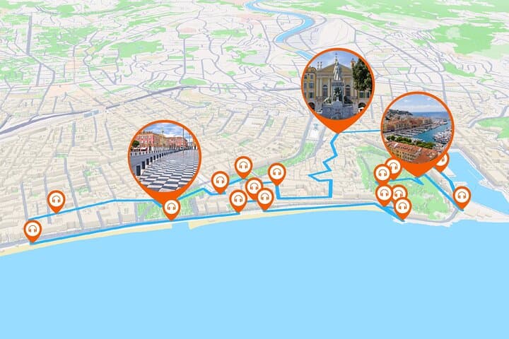 Full tour: A solar stroll between mythical squares, seaside and baroque heritage.