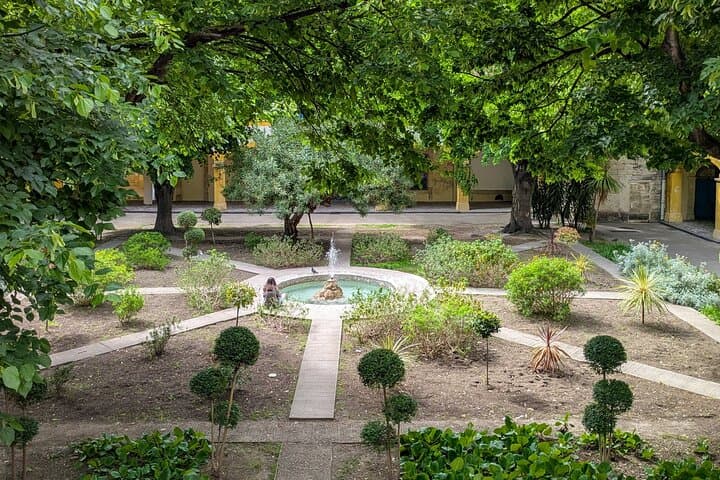 Espace Van Gogh: The flower garden of the former Inn-Dieu, as Vincent Van Gogh painted it in "The Garden of the Arles Hospital".