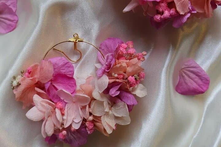 Paris 1e: Floral Earrings Workshop