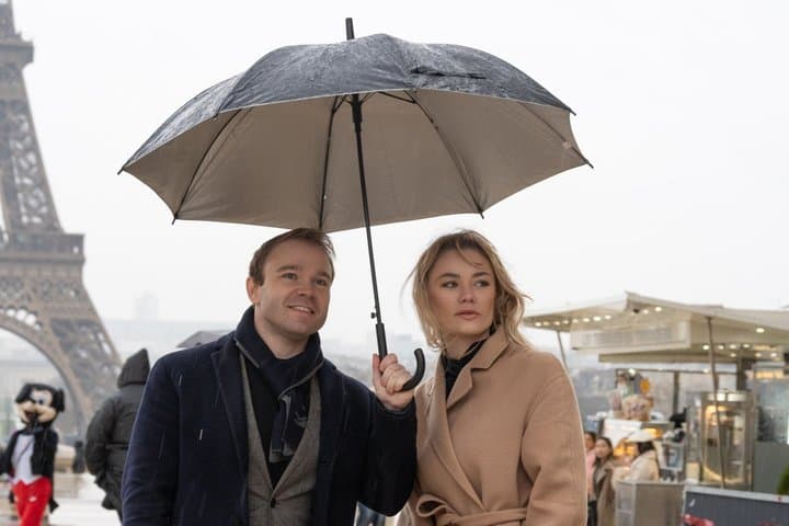 Paris Highlights Private Tour by Car (Customizable & VIP)