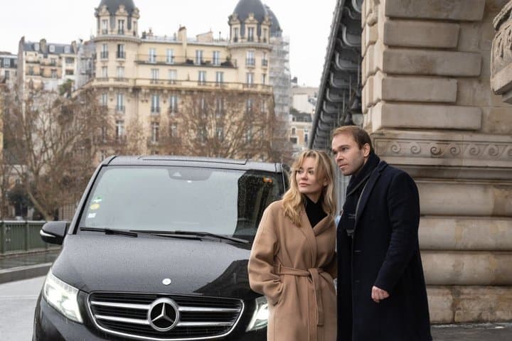 Paris Highlights Private Tour by Car (Customizable & VIP)