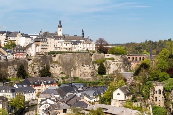 7 Day 5 Country Western Europe Tour from Paris
