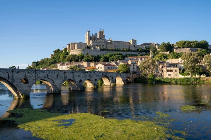 Hello Narbonne: Private 2-Hour Intro City Walk with Local Guide