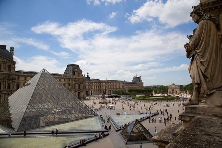 Louvre Museum