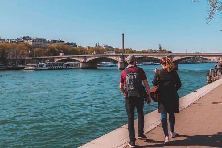 Haunted Walking Tour Along the Seine River in Paris