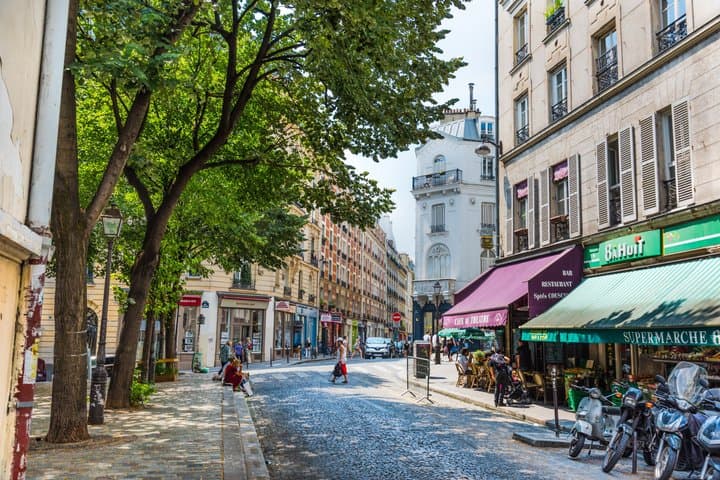 Discovering the Heart of Paris in a Day Private Experience