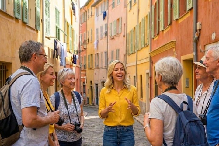 Guided Walking Tour of Old Nice and Castle Hill