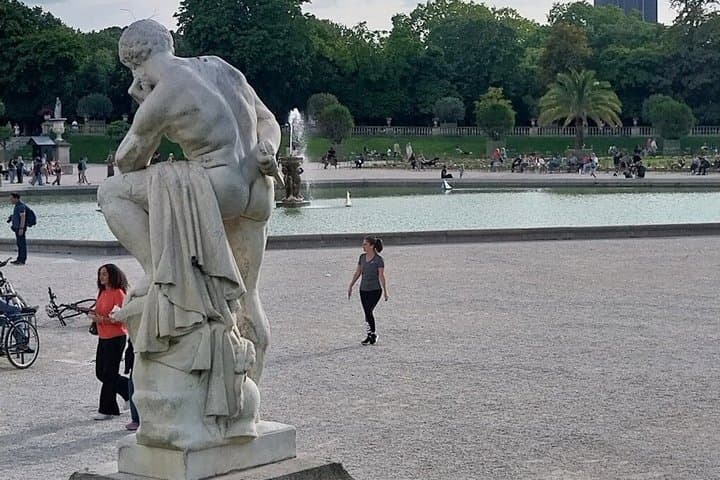 Private Walking Tour Hemingway Paris