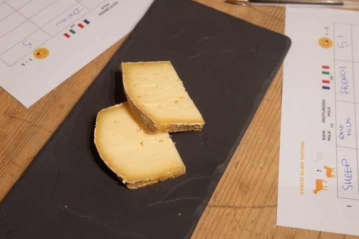 Blind tasting of 6 cheeses from the Niçois region