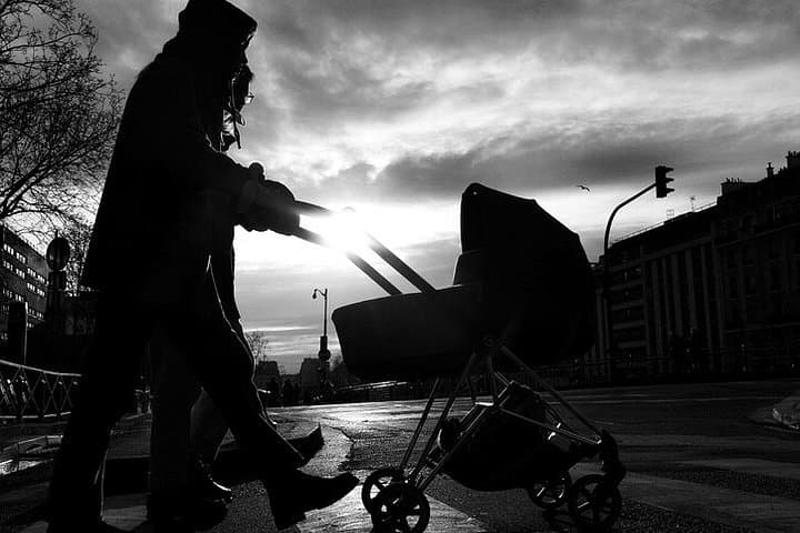 Authentic Paris Street Photography Workshop with Pro Photographer