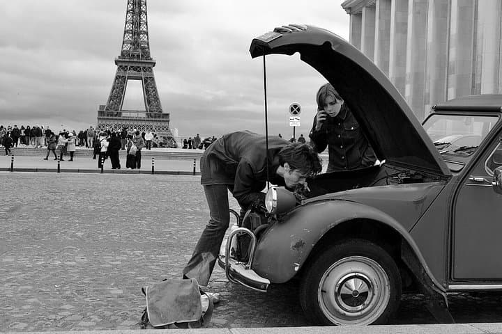 Authentic Paris Street Photography Workshop with Pro Photographer