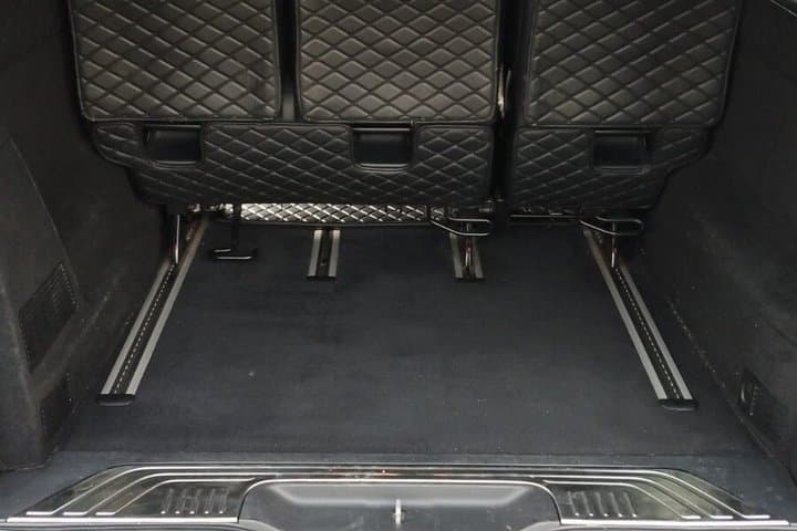 Private transfer Paris to CDG with professional driver