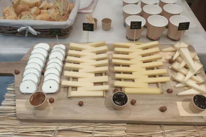 Aix en Provence : Food & City Tour - From Aix