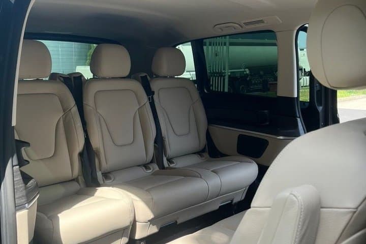 Kamelek Trans: Luxury Private Transfers in Paris