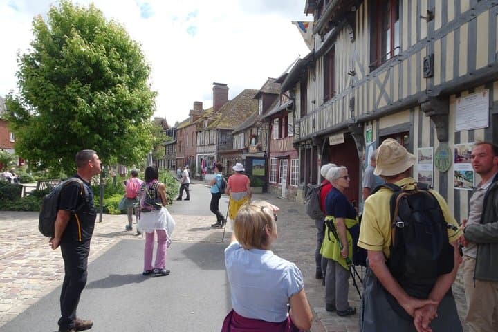 Private guided tour in VAN Honfleur Deauville Cabourg