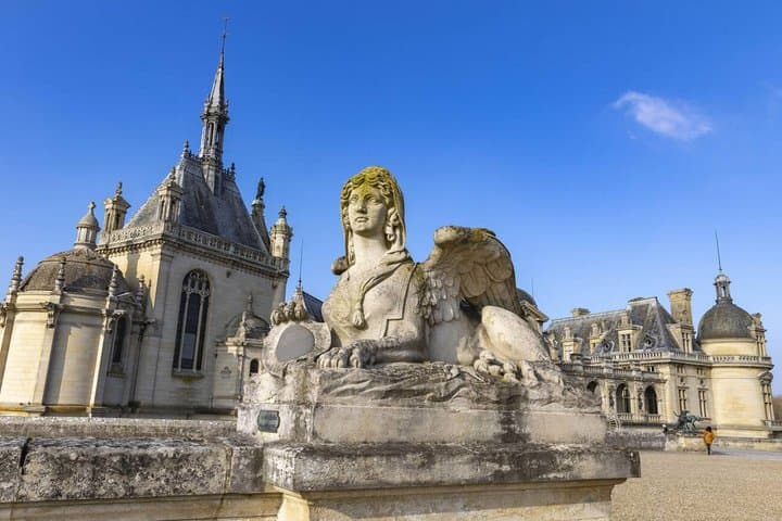 From Paris: Private Day Trip to Château de Chantilly & Gardens