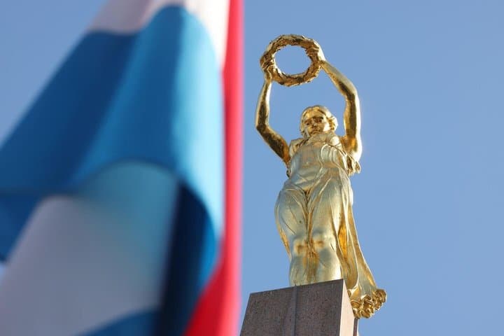 Luxembourg Day Trip from Paris Private Guided Tour