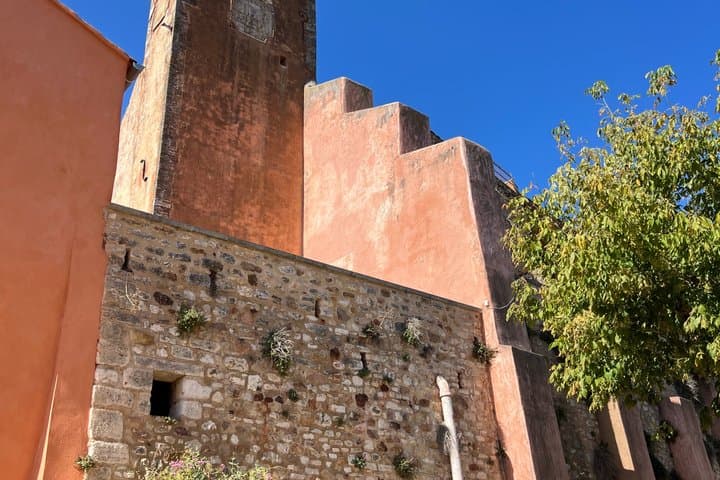 Provence Luberon Tour : Gordes , Roussillon and Lourmarin