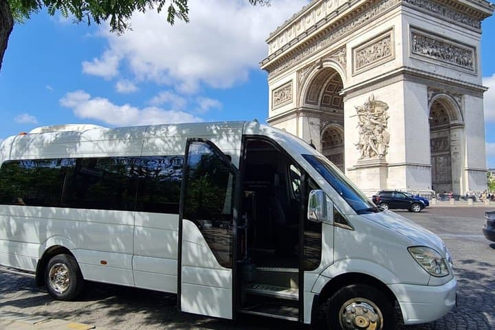 Private Transfer Airport CDG Orly to Paris by Minibus 16pax