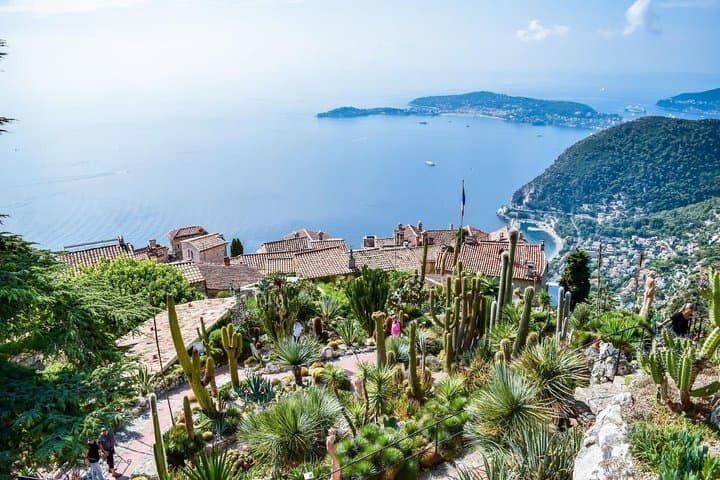 French Riviera Highlights VIP Private Tour: Èze & Monaco Half-Day