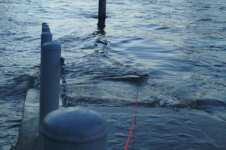 Magnet fishing on the Seine