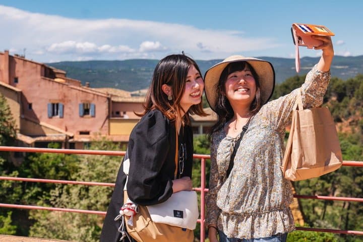 Market & Perched Villages of the Luberon Day Trip from Marseille