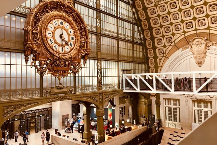 Orsay Museum Private Guided Tour with 6 Guests Max