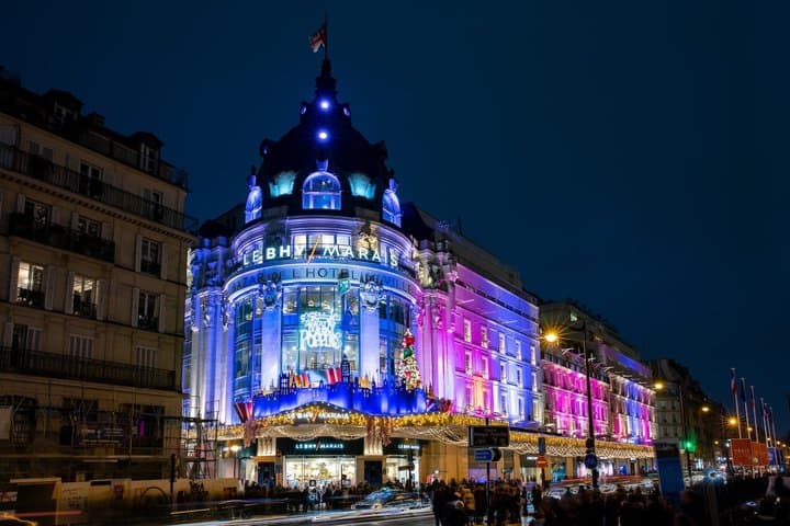Luxury Paris Shopping and French Drink Experiences