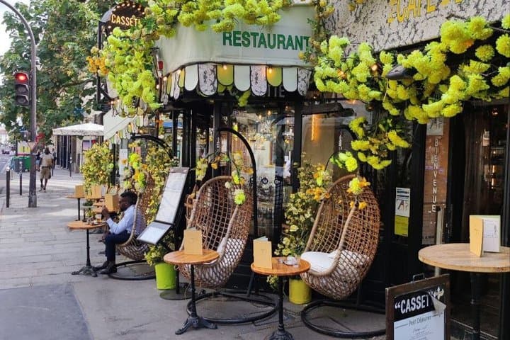 Luxury Paris Shopping and French Drink Experiences