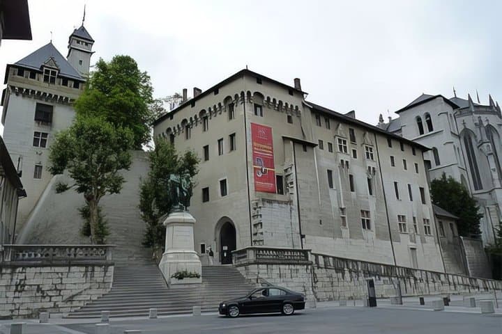 From Lyon: Annecy, Chambery, Aix French Alps Private Day Trip