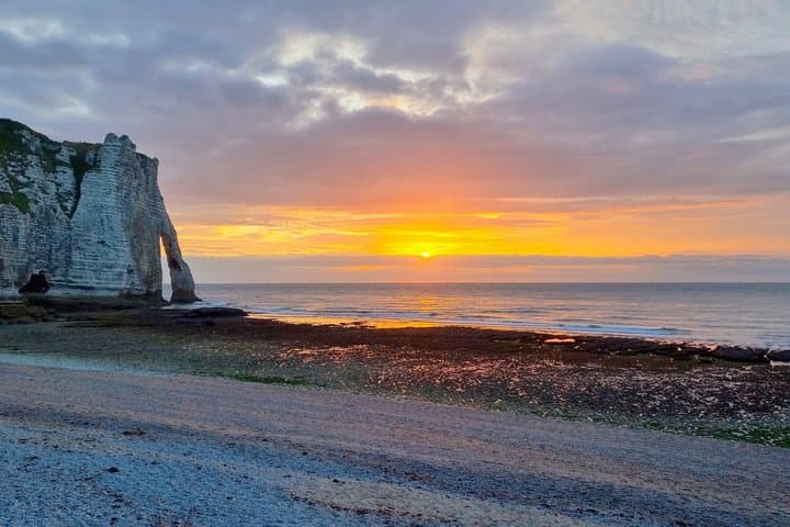 Étretat Cliffs Private Tour from Caen