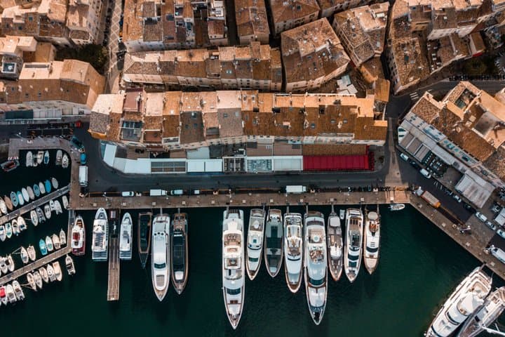Private Tour from Nice to Saint Tropez, in Spanish or English