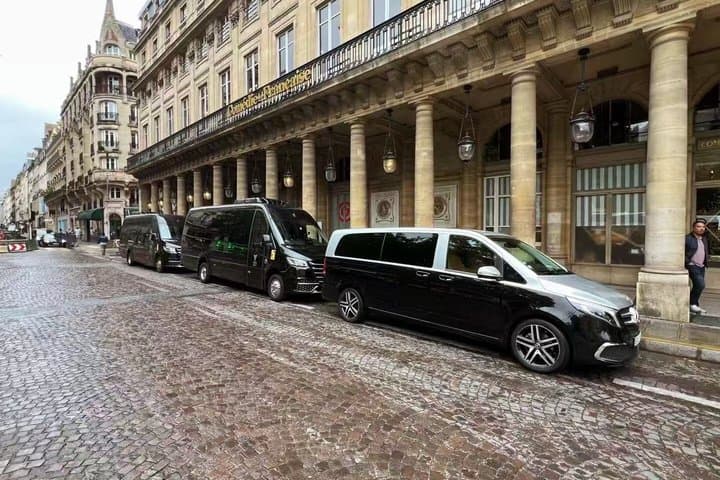 Luxury Mercedes Minibus Paris Airport Transfer